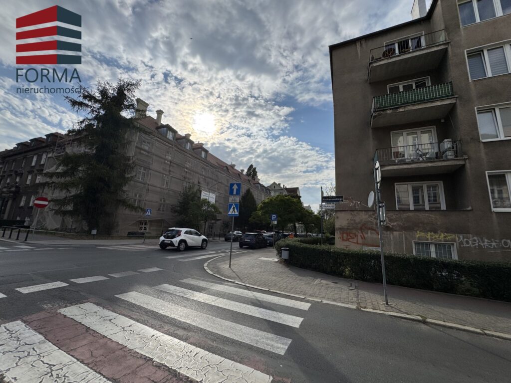ee4aec_agencja3000_lw_792_50.jpeg
